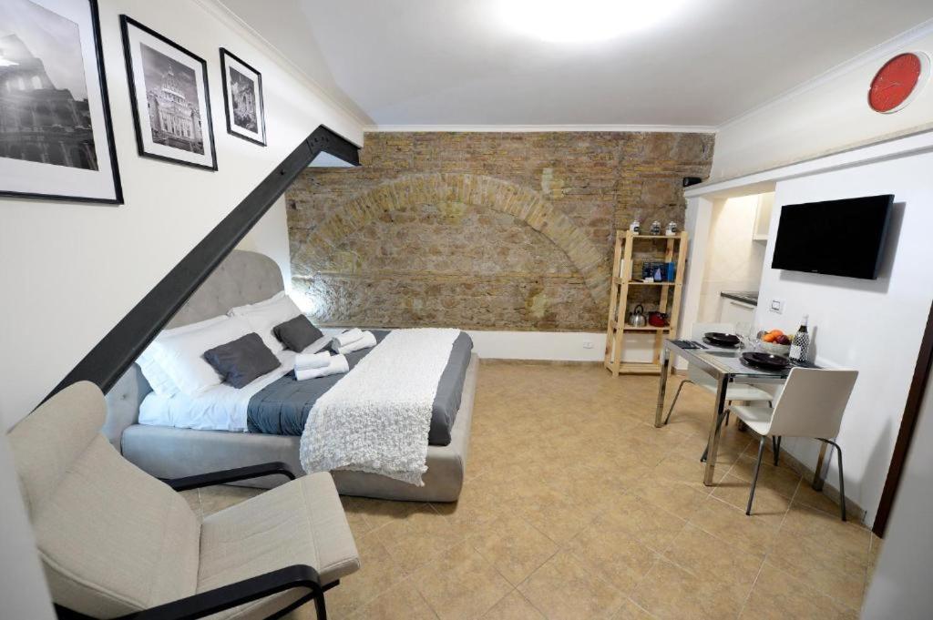 K'Alma Apartment Colosseo - Leopardi Rome Bagian luar foto