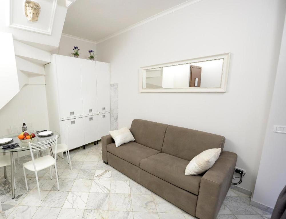 K'Alma Apartment Colosseo - Leopardi Rome Bagian luar foto